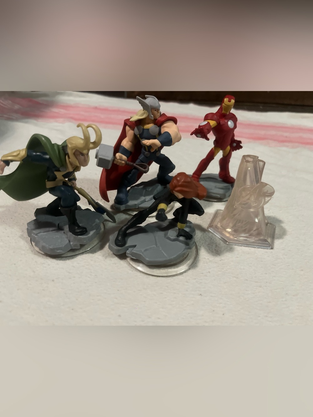 Disney Infinity 2.0 & 3.0 Figurines + Disney Infinity 2.0 Avengers Playset